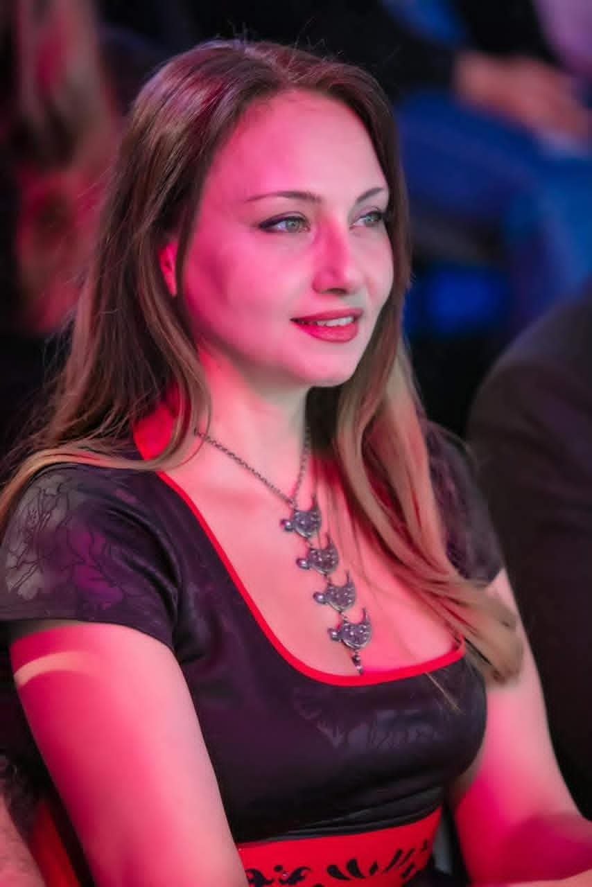 რუზანა ჯამბაზიანი